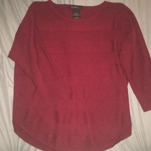maroon sweater